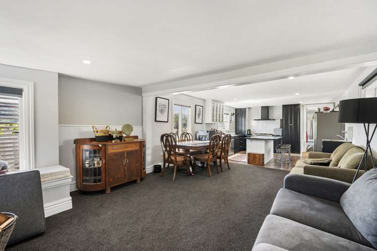 8 Glendavar Street Berhampore_5