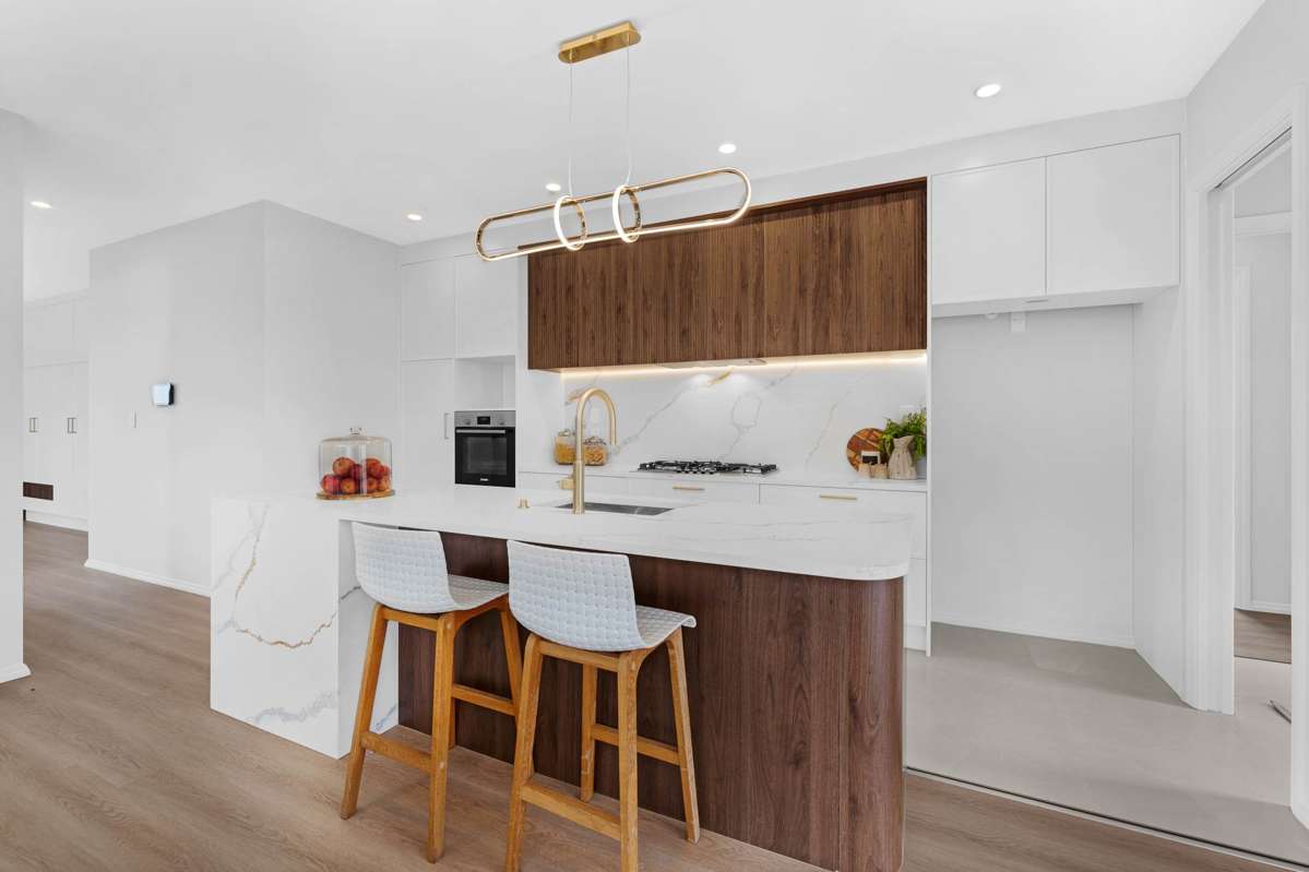 3 Obelus Road_5
