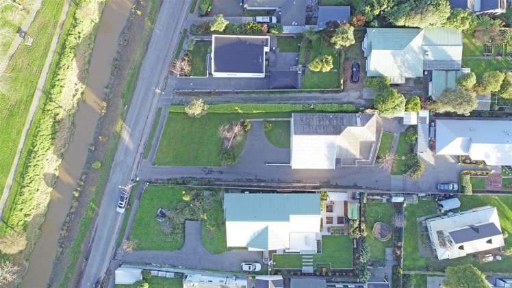 67 Eastern Terrace Beckenham_24