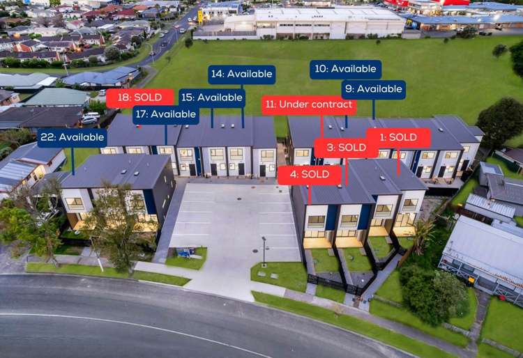 14/17 Barneys Farm Road Clendon Park_13