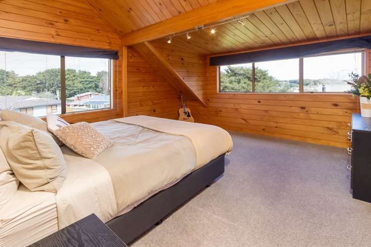 9 Hakea Place Totara Heights_10