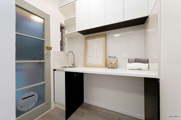 1/55 Ayton Drive Totara Vale_12