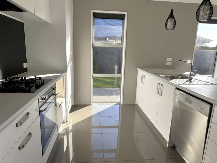 21 Ashley Drive_4