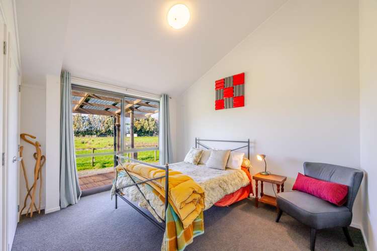 14 Beach Road Porangahau_6
