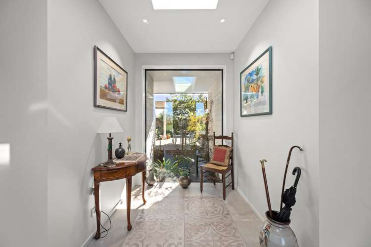 1 Corsair Crescent Burleigh_13