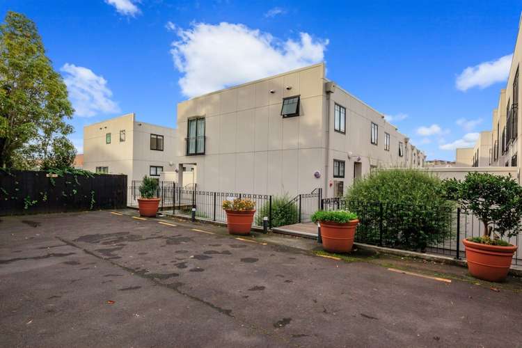 7a/8 Farnham Street Parnell_12