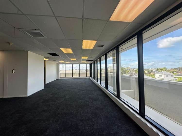 173 Captain Springs Road Onehunga_7