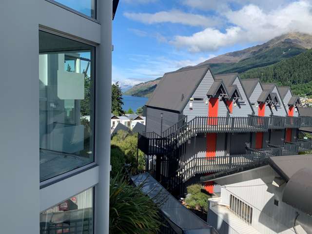 221/21 Stanley Street Queenstown_3