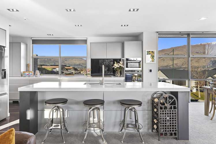 18 Urquhart Place Wanaka_13