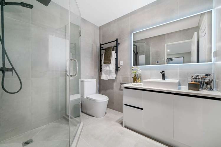 40 Koropa Road Flat Bush_23