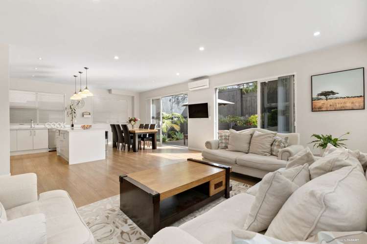 93a White Swan Road Mount Roskill_5