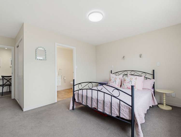 3b Phillip Street Victoria_12