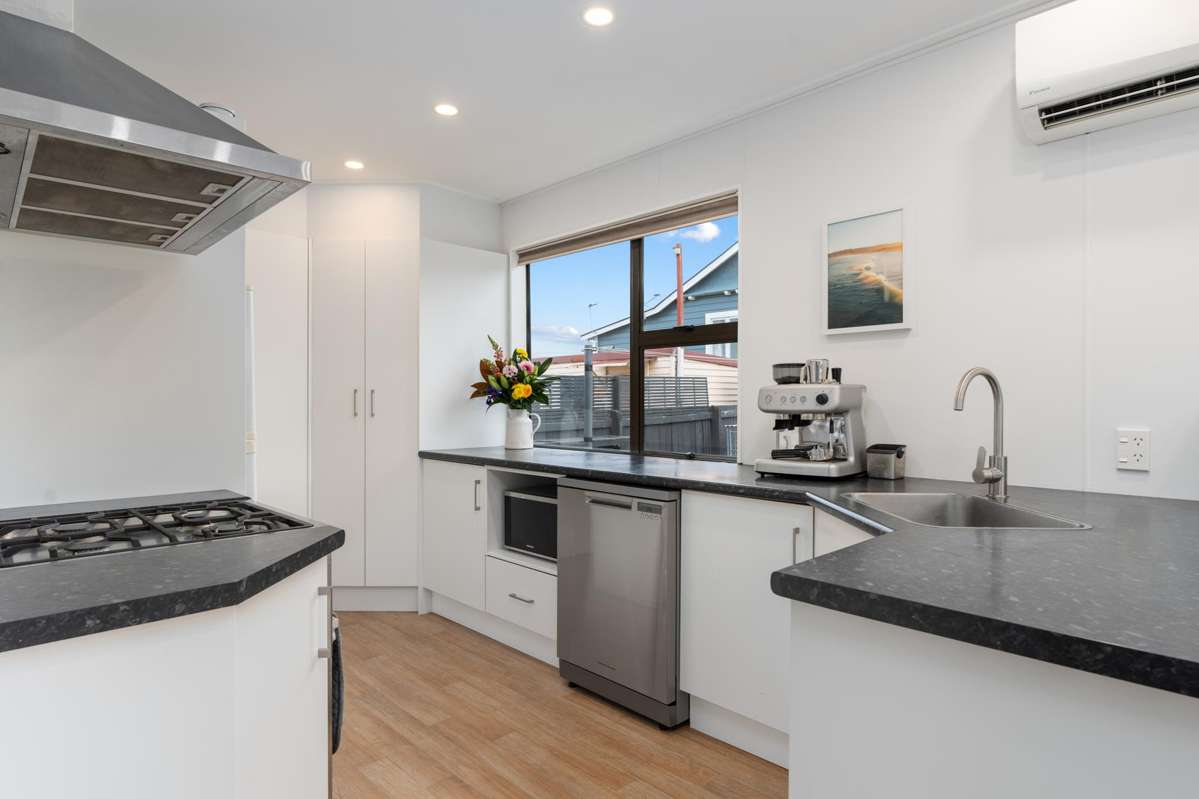 158 Glenpark Avenue_1