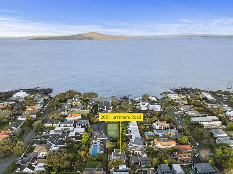 205A Hurstmere Road_0