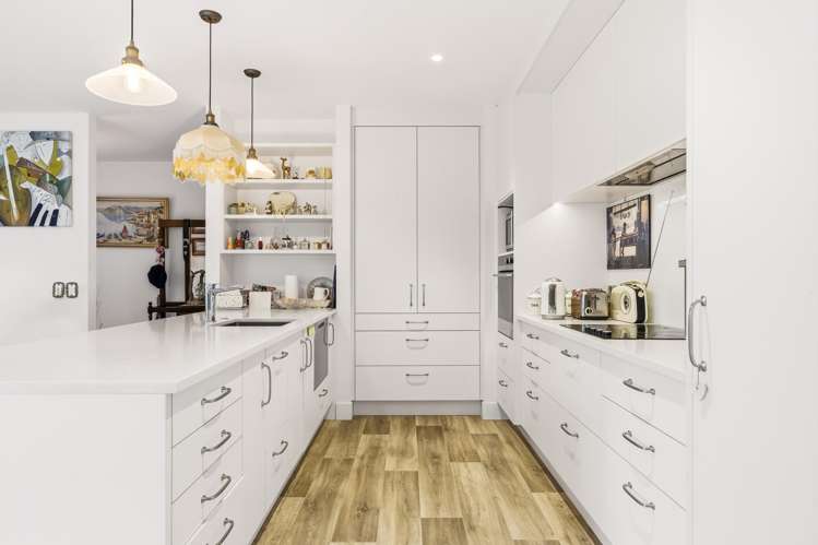 5/6 Wheretia Taupo Central_11