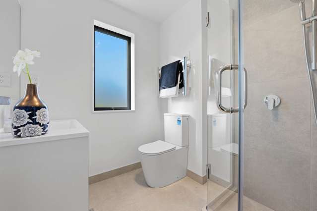 2/3 Gill Avenue Te Atatu Peninsula_3