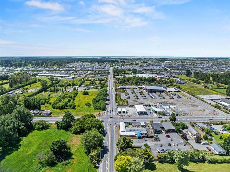 420 Marshland Road Marshland_3