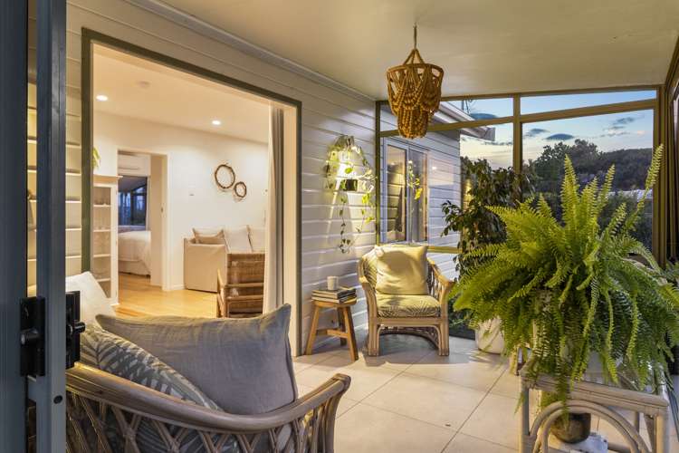 2 Ridge Road Oneroa_14