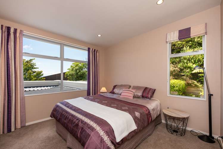 2 Caughley Grove Karori_11