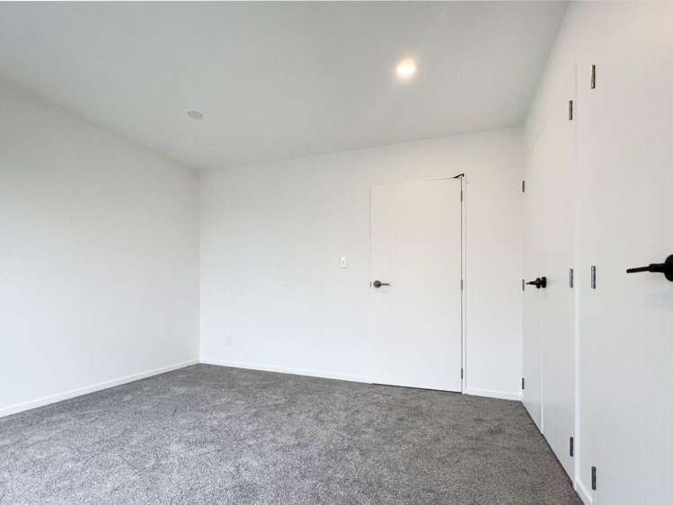 1/7 Peverill Crescent 10695_4