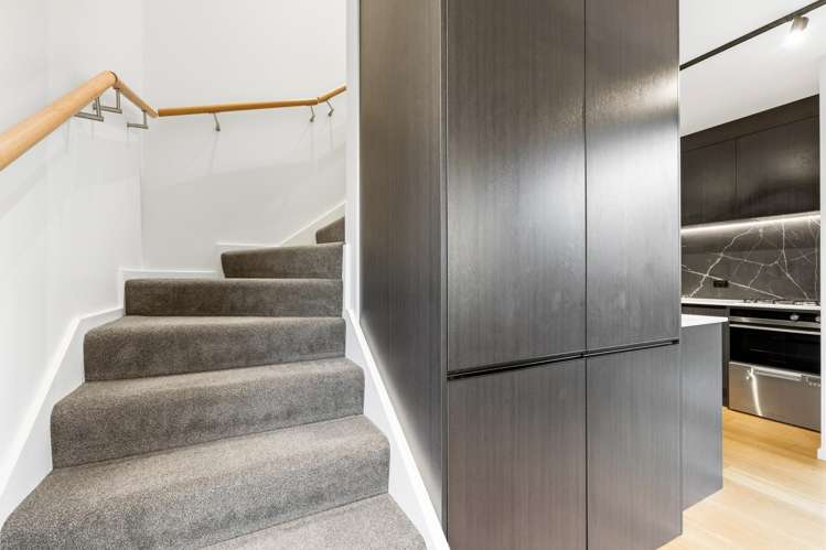 7 Escalator Avenue Jacks Point_9