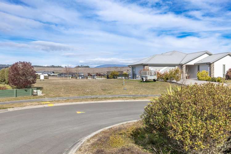 16 Wai Kite Kite Place Motuoapa_12