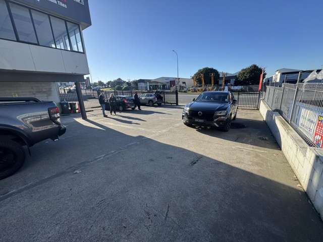 390 Neilson Street Penrose_3