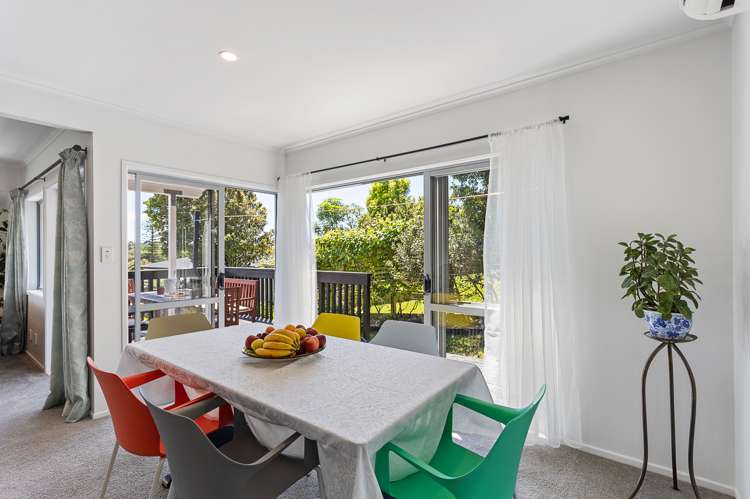 2/91 Deep Creek Road Waiake_14