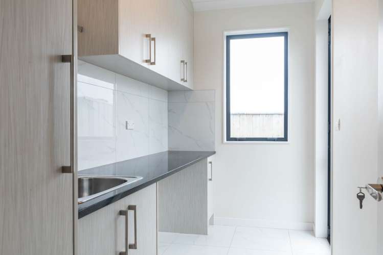 116 Pohutukawa Parade Riverhead_24