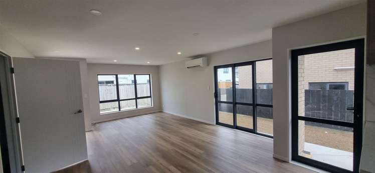 15B Earlsworth Road Mangere East_2