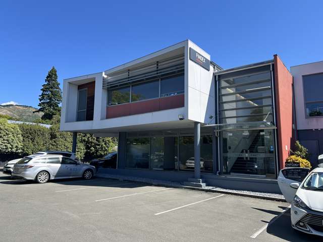 Professional Office Space - Richmond