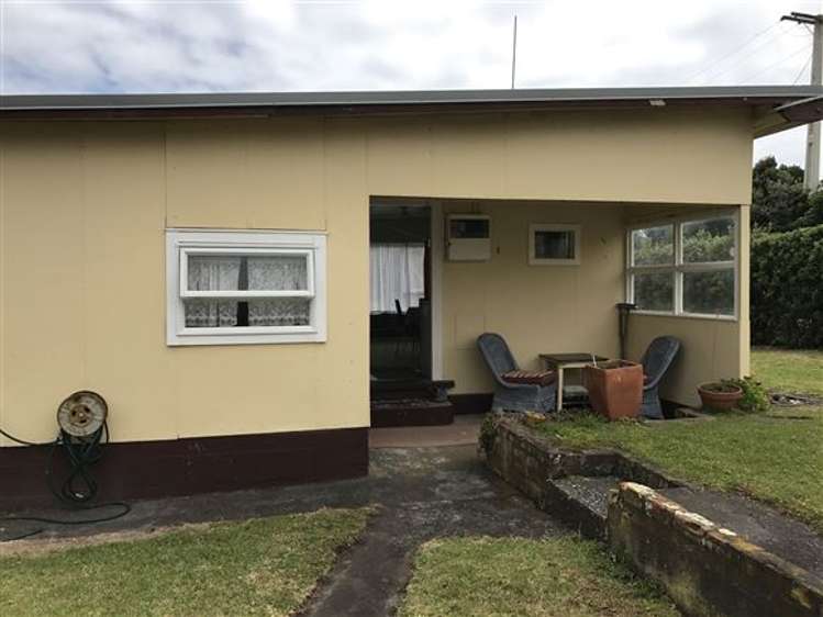 23 Point Road Mokau_5