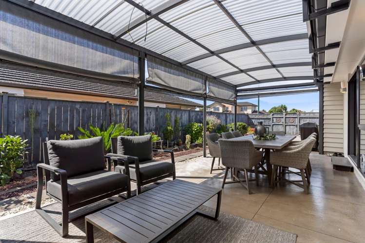 1 Creda Road Wattle Downs_13