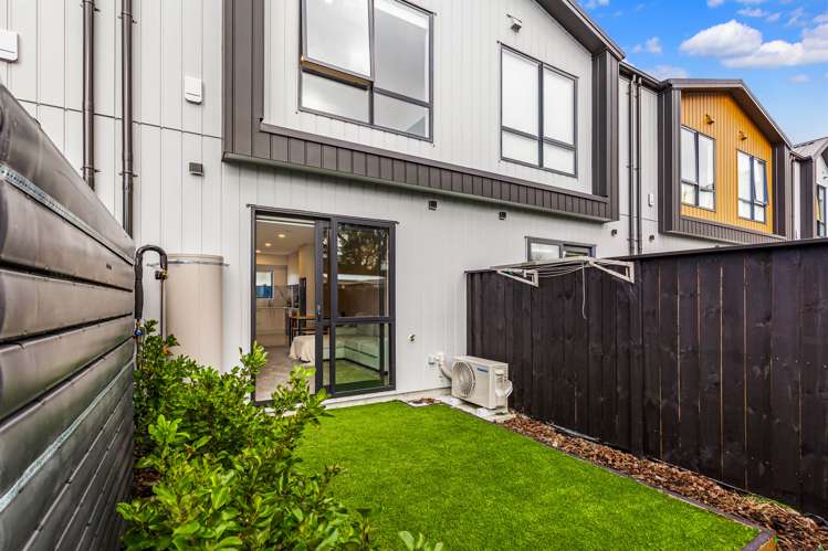 5/3 Beach Road Te Atatu Peninsula_8