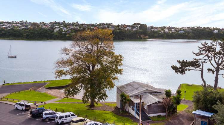 10 Chapman Road Te Atatu Peninsula_17