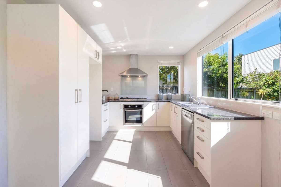 16 Phar Lap Crescent_3