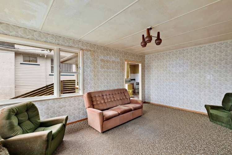 16 Pollard Street Wainuiomata_8