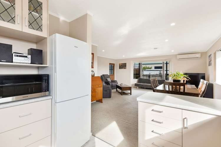 11 Buick Street Redwoodtown_5