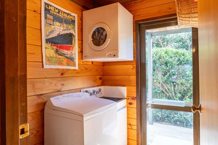 189 Ocean View Road Oneroa_52