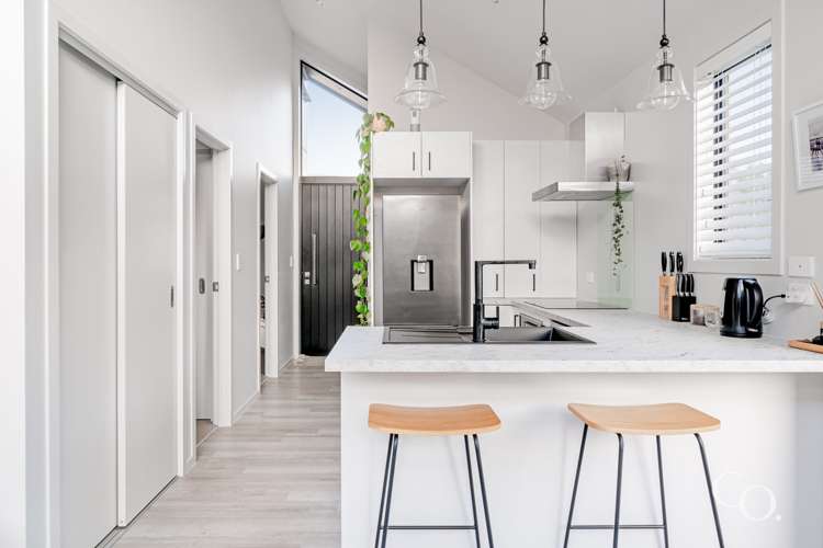 12 Manchester Way Judea_4