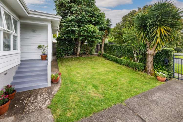 18 Vinter Terrace Mount Albert_20