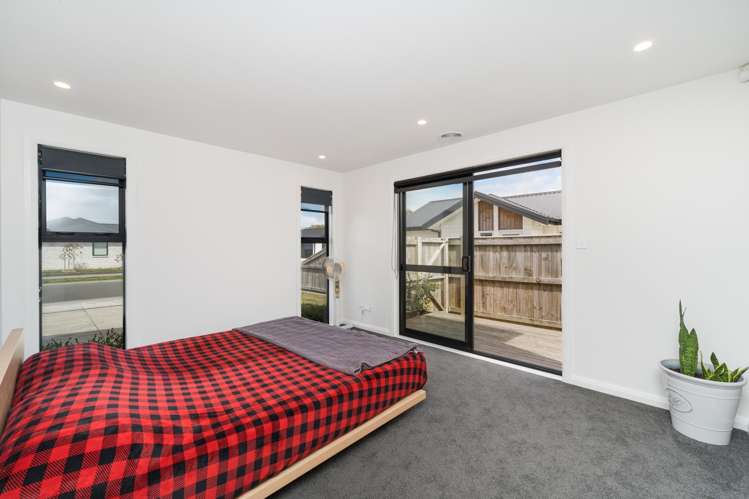 61 Freedom Drive Kelvin Grove_18