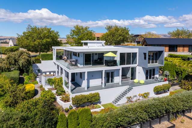 Luxury living within reach - sellers are motivated
