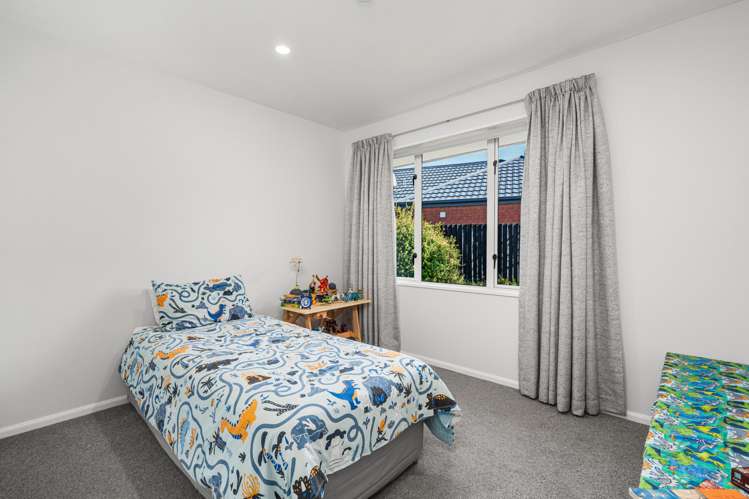35 Durrell Way Rolleston_19