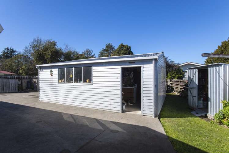 2 Lytton Road Riverdale_15