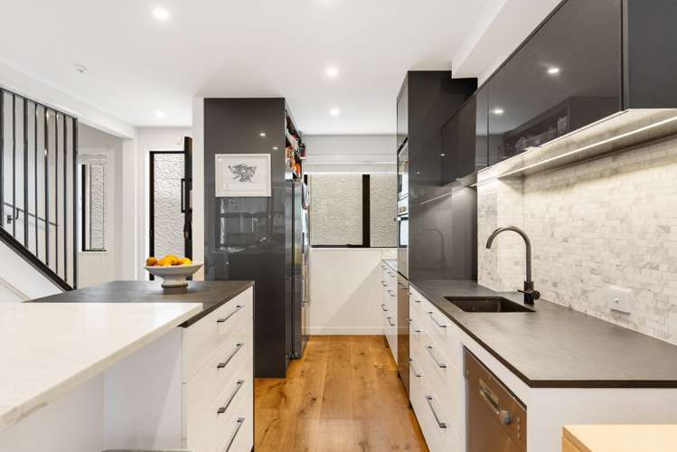 16/6 Waima Street Grey Lynn_4