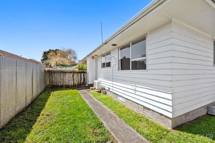 2/52A Wilford Street Wallaceville_13