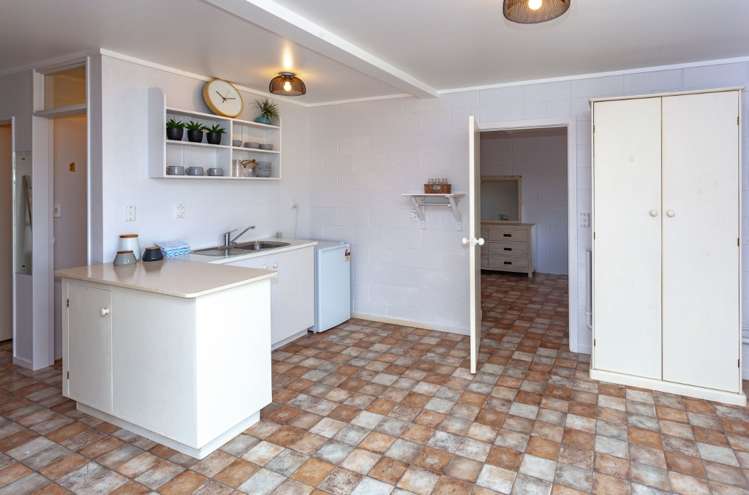 127 Bruce Wallace Place Whangamata_14