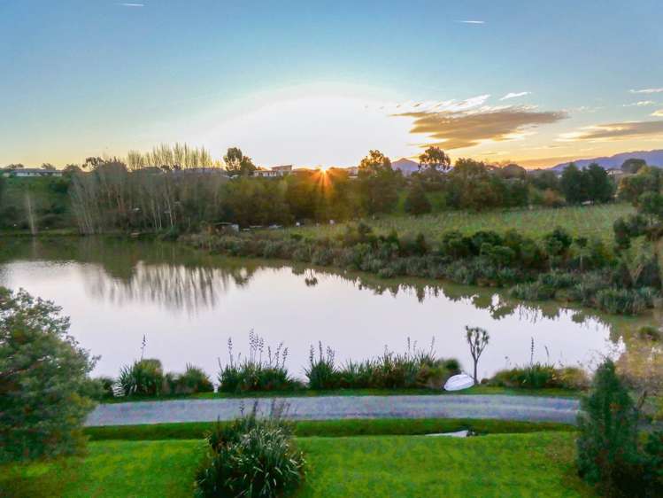 12 Lake View Place Fairhall_41