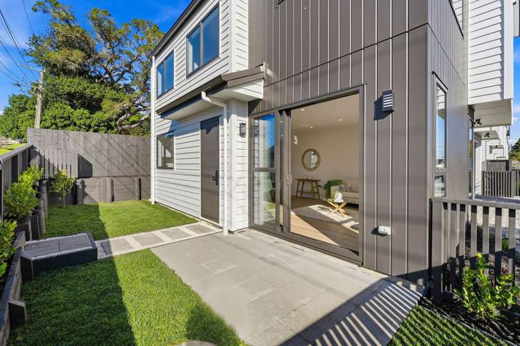12A Roseberry Avenue_1